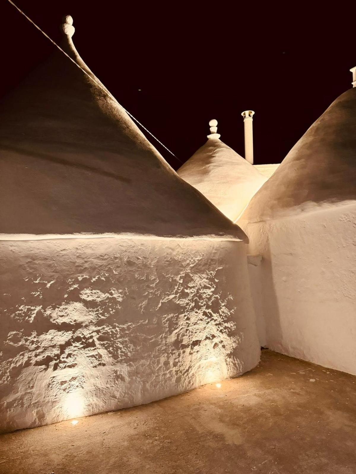 Trulli In Contrada - Monopoli Casa de hóspedes Exterior foto