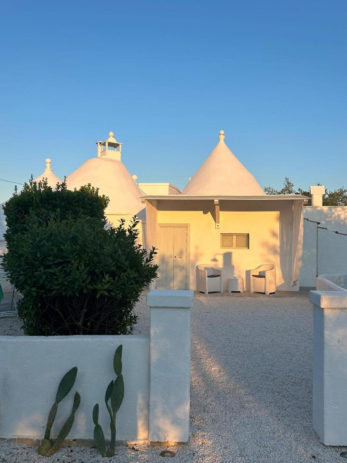 Trulli In Contrada - Monopoli Casa de hóspedes Exterior foto